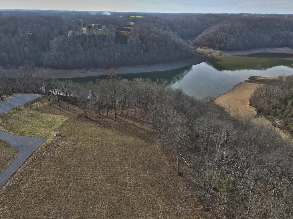 54 Dockery Road Russell Springs KY 42642