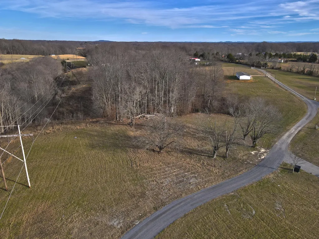 54 Dockery Road Russell Springs KY 42642