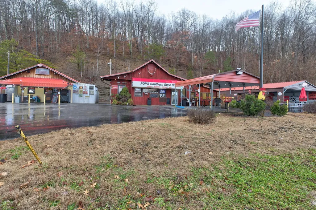 110 Ky-801 Morehead KY 40351