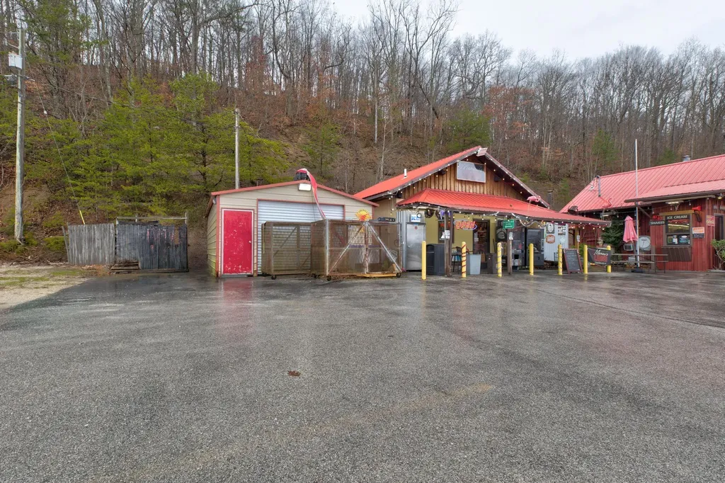 110 Ky-801 Morehead KY 40351
