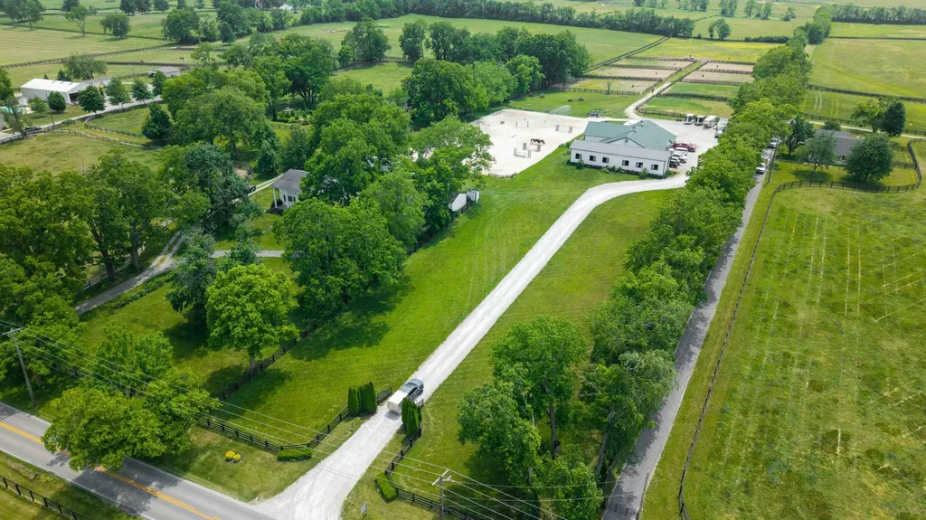 2152 Iron Works Pike Lexington KY 40511