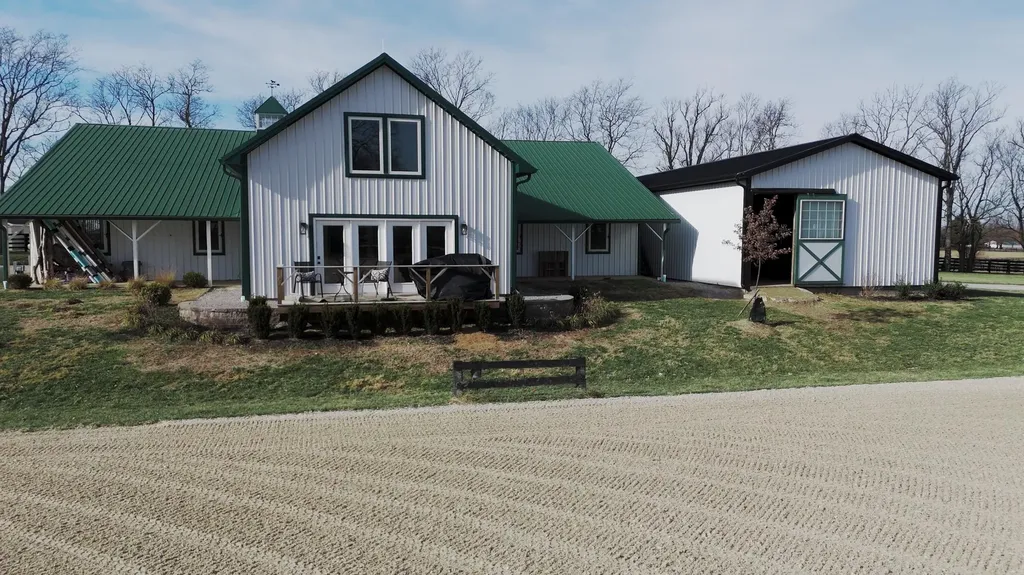 2152 Iron Works Pike Lexington KY 40511