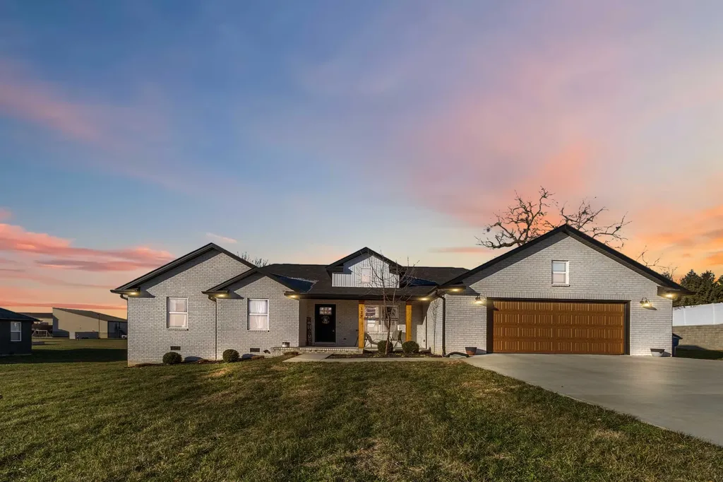 179 Clear Lake Drive Somerset KY 42503