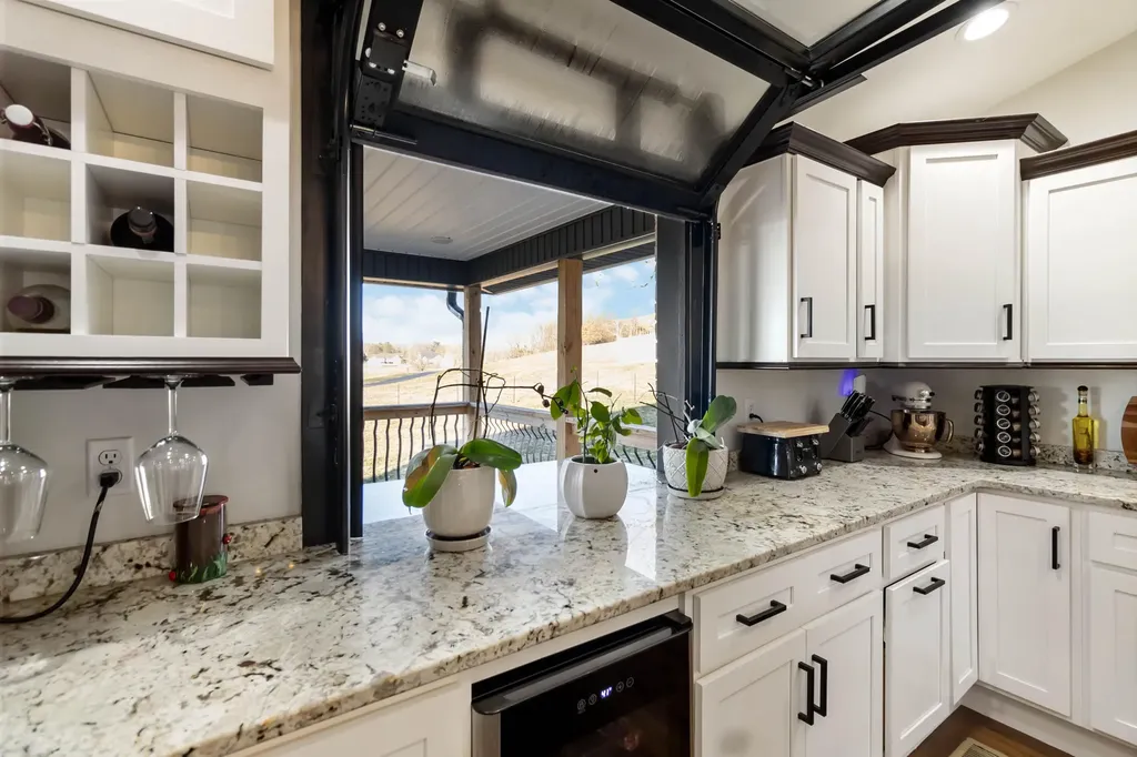 179 Clear Lake Drive Somerset KY 42503