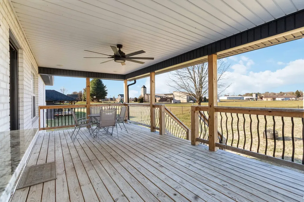179 Clear Lake Drive Somerset KY 42503