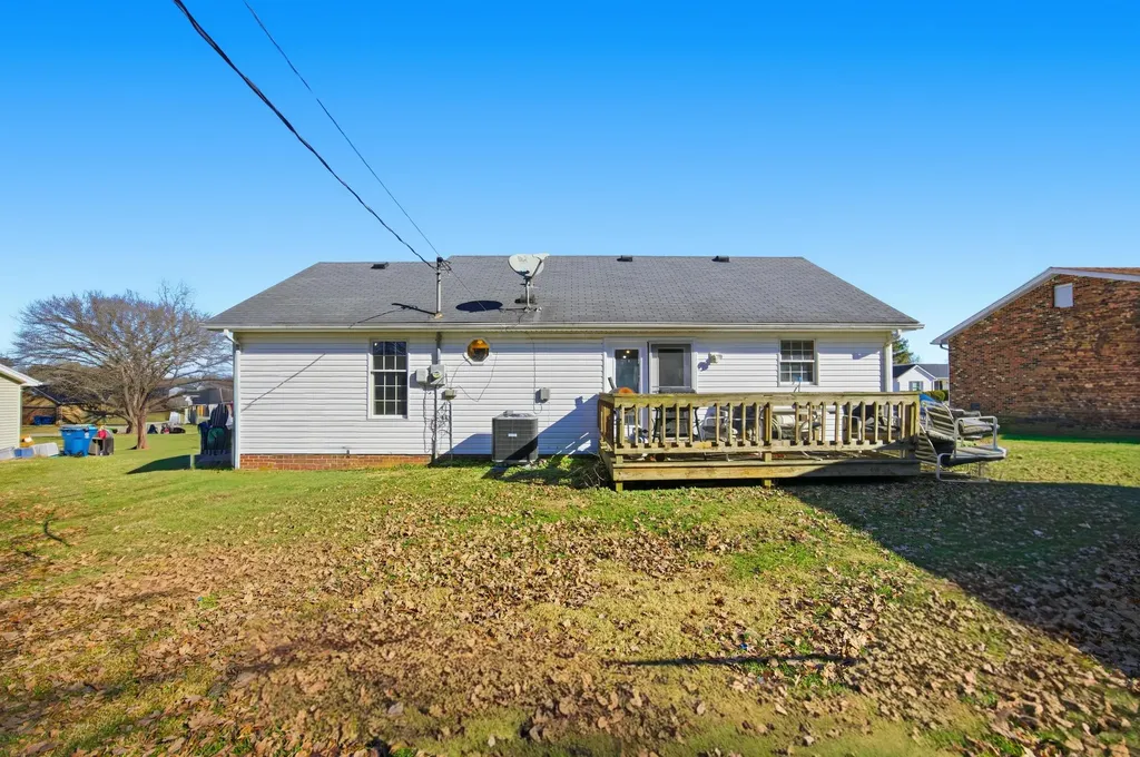 1030 Butler Drive Lawrenceburg KY 40342