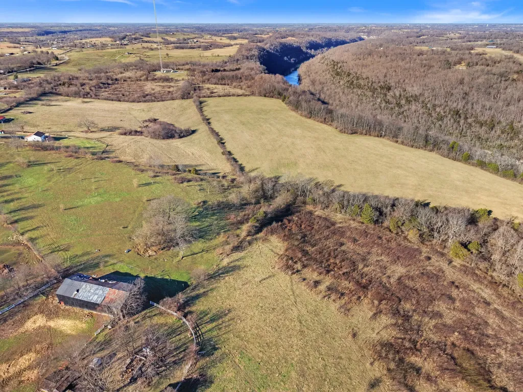 2458 High Bridge Road Lancaster KY 40444
