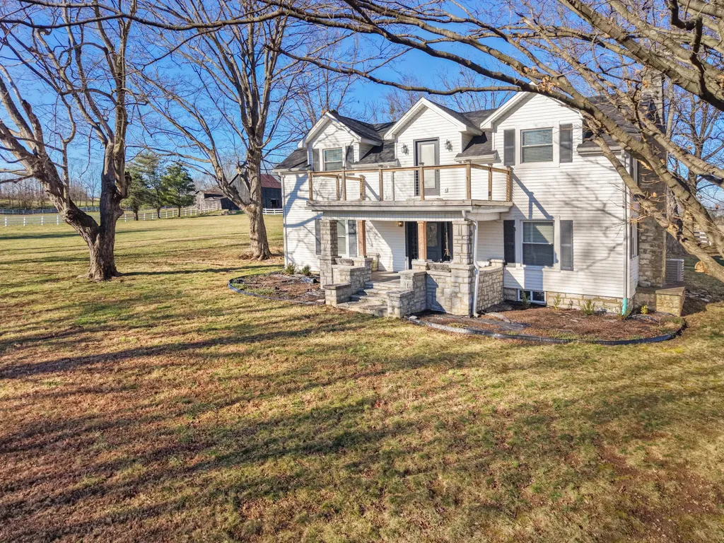 2458 High Bridge Road Lancaster KY 40444