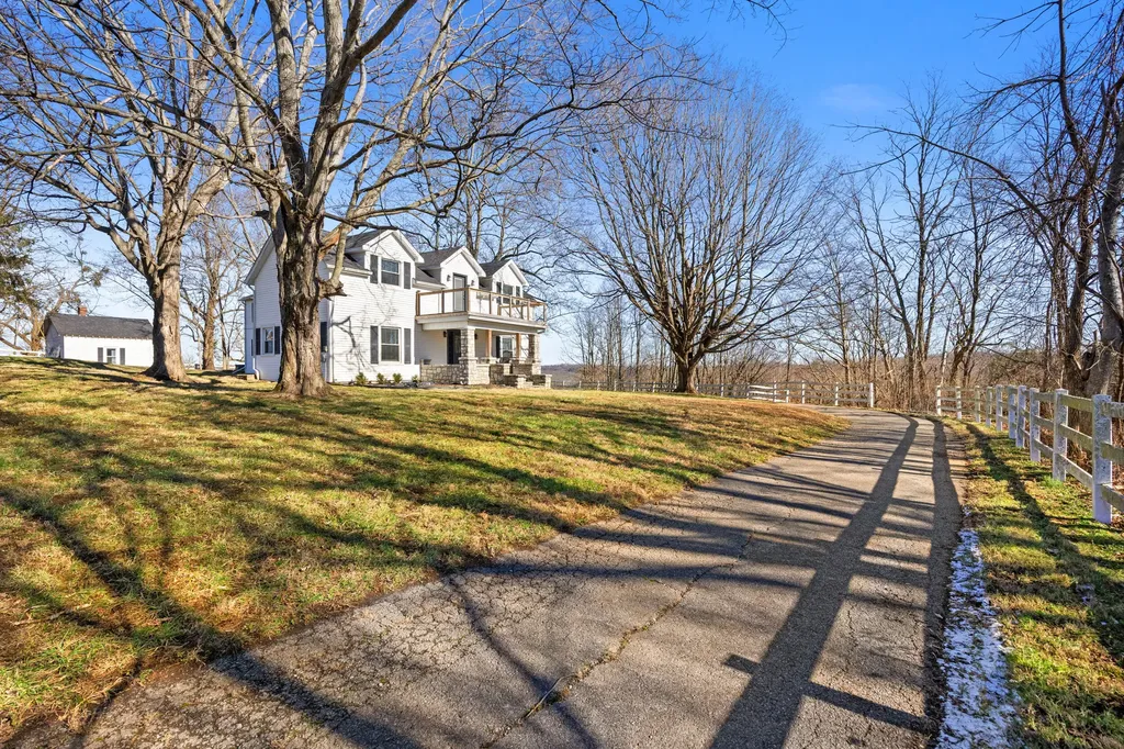 2458 High Bridge Road Lancaster KY 40444