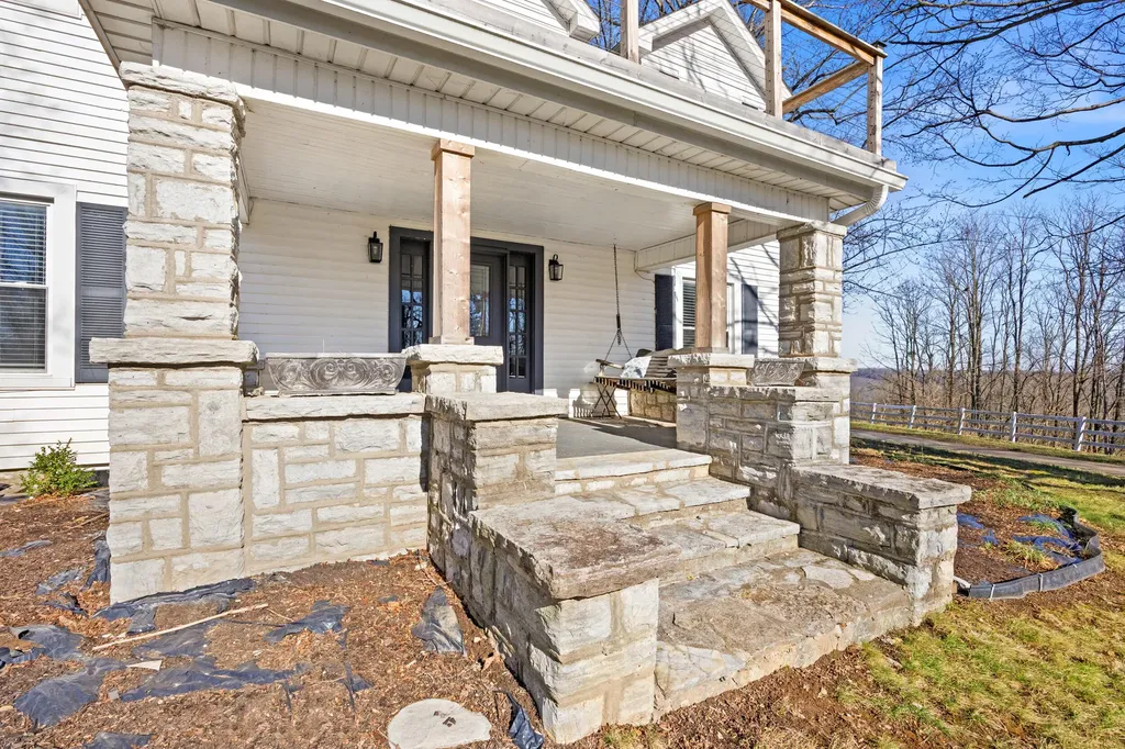 2458 High Bridge Road Lancaster KY 40444