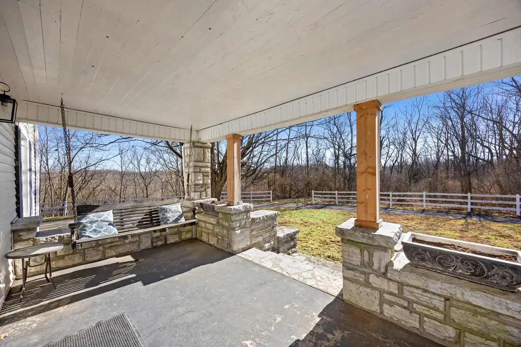 2458 High Bridge Road Lancaster KY 40444