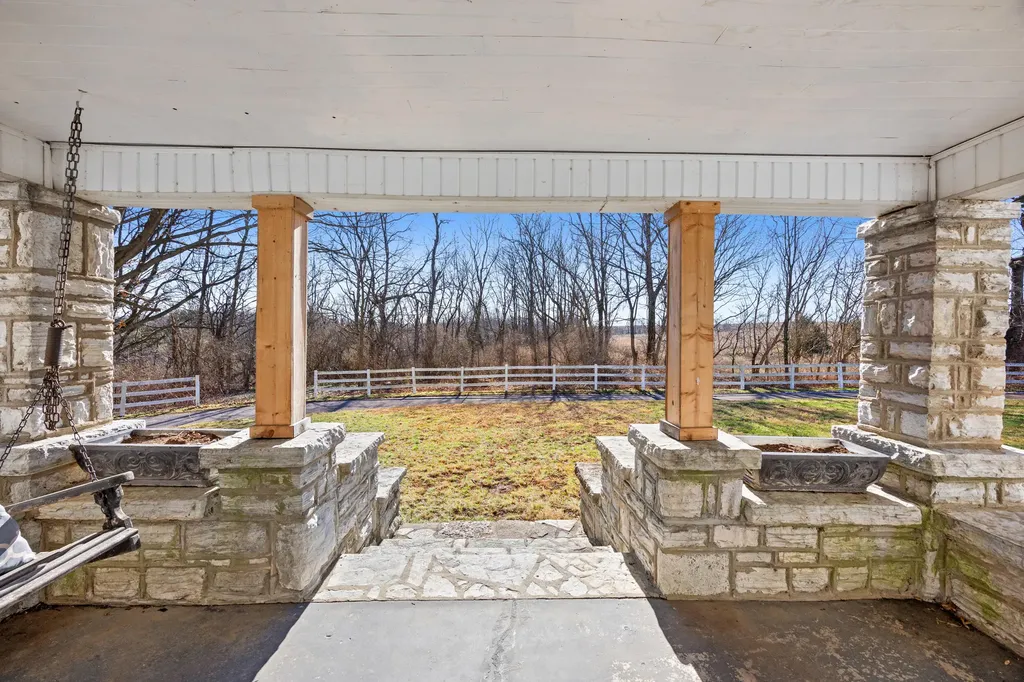 2458 High Bridge Road Lancaster KY 40444