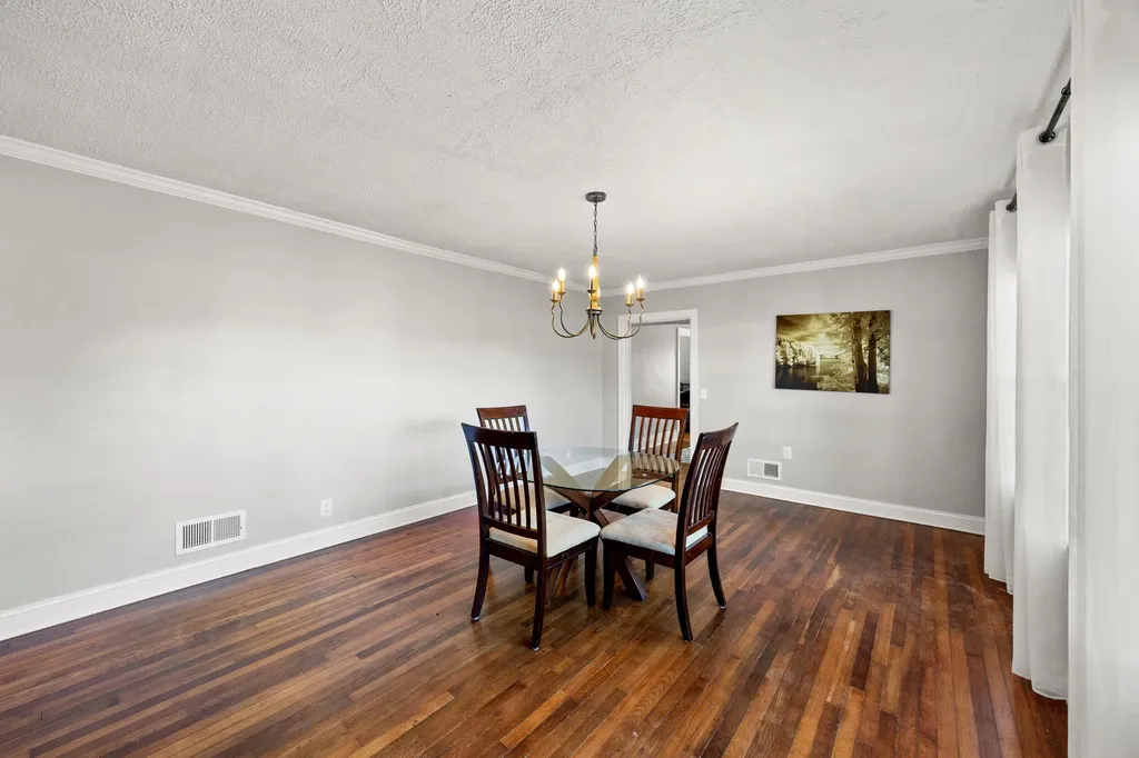 2458 High Bridge Road Lancaster KY 40444