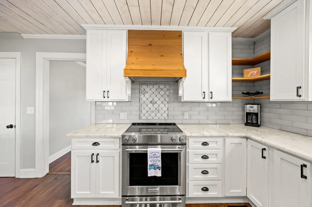2458 High Bridge Road Lancaster KY 40444