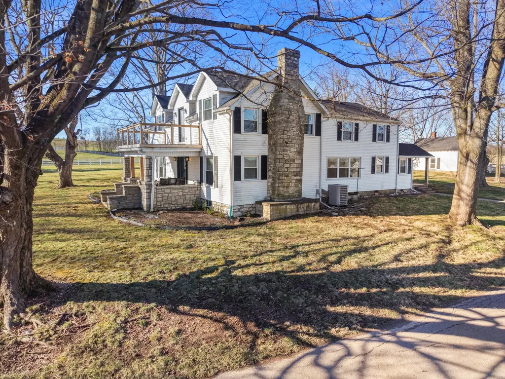 2458 High Bridge Road Lancaster KY 40444