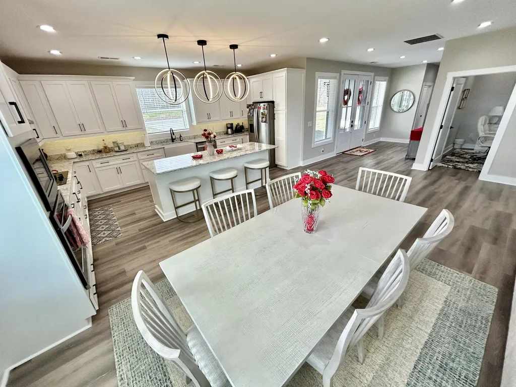 21 Hobart Lane Nancy KY 42544