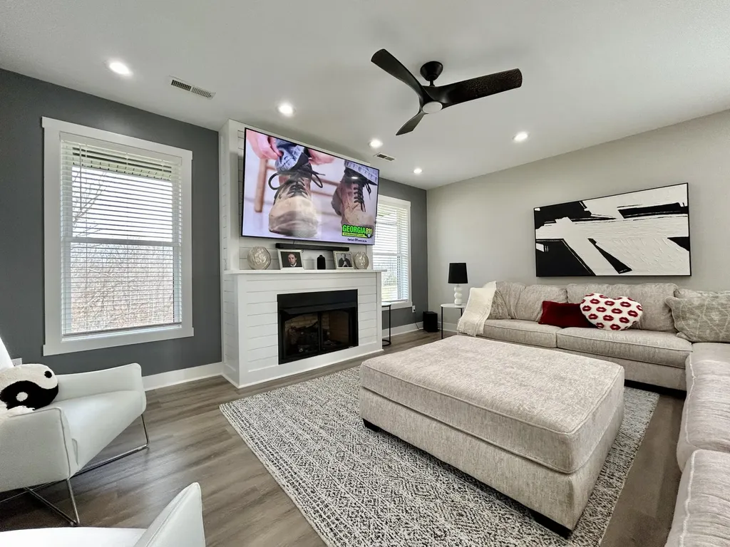 21 Hobart Lane Nancy KY 42544