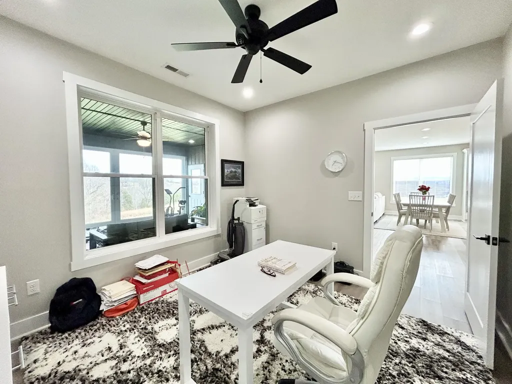 21 Hobart Lane Nancy KY 42544