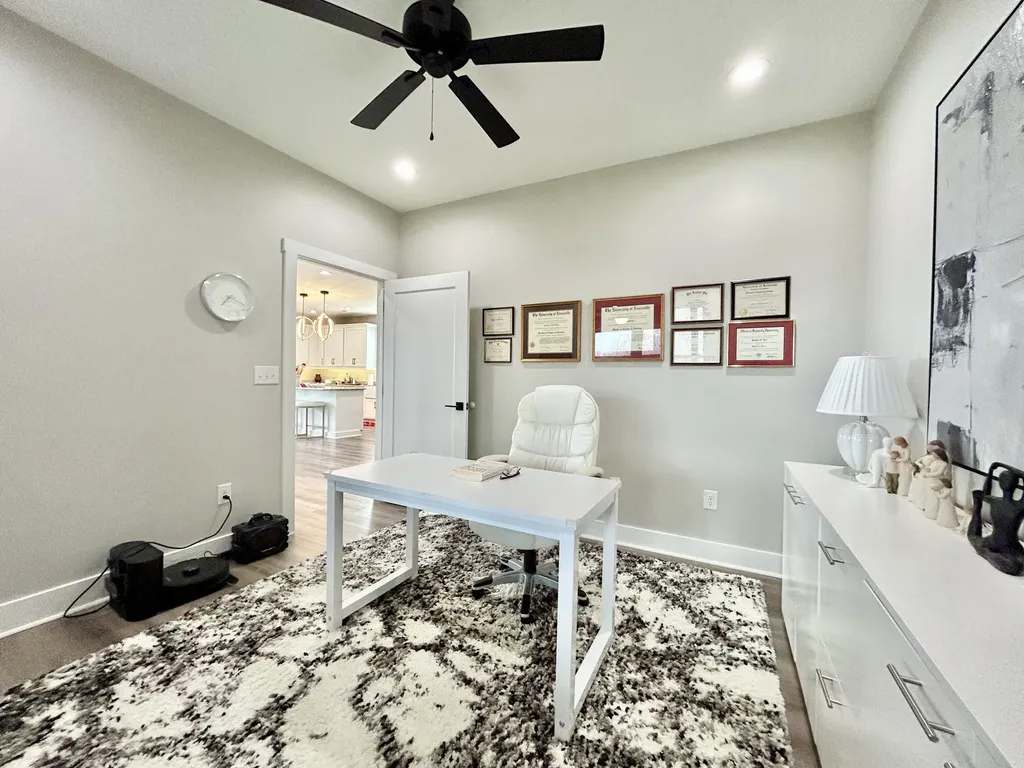 21 Hobart Lane Nancy KY 42544