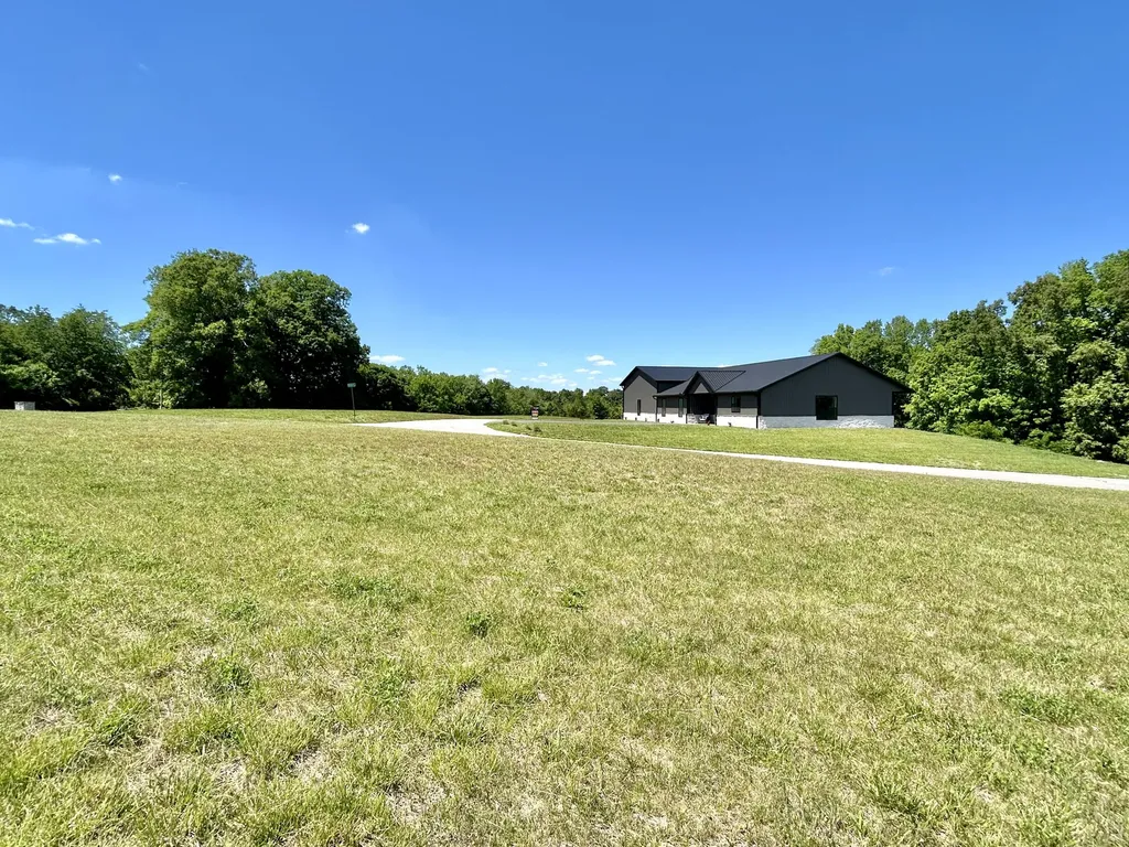 21 Hobart Lane Nancy KY 42544