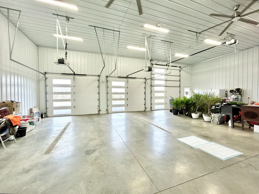 21 Hobart Lane Nancy KY 42544