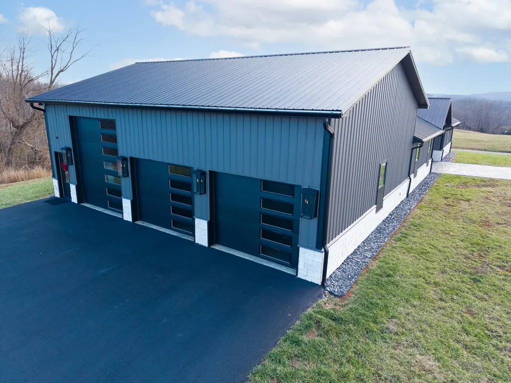 21 Hobart Lane Nancy KY 42544