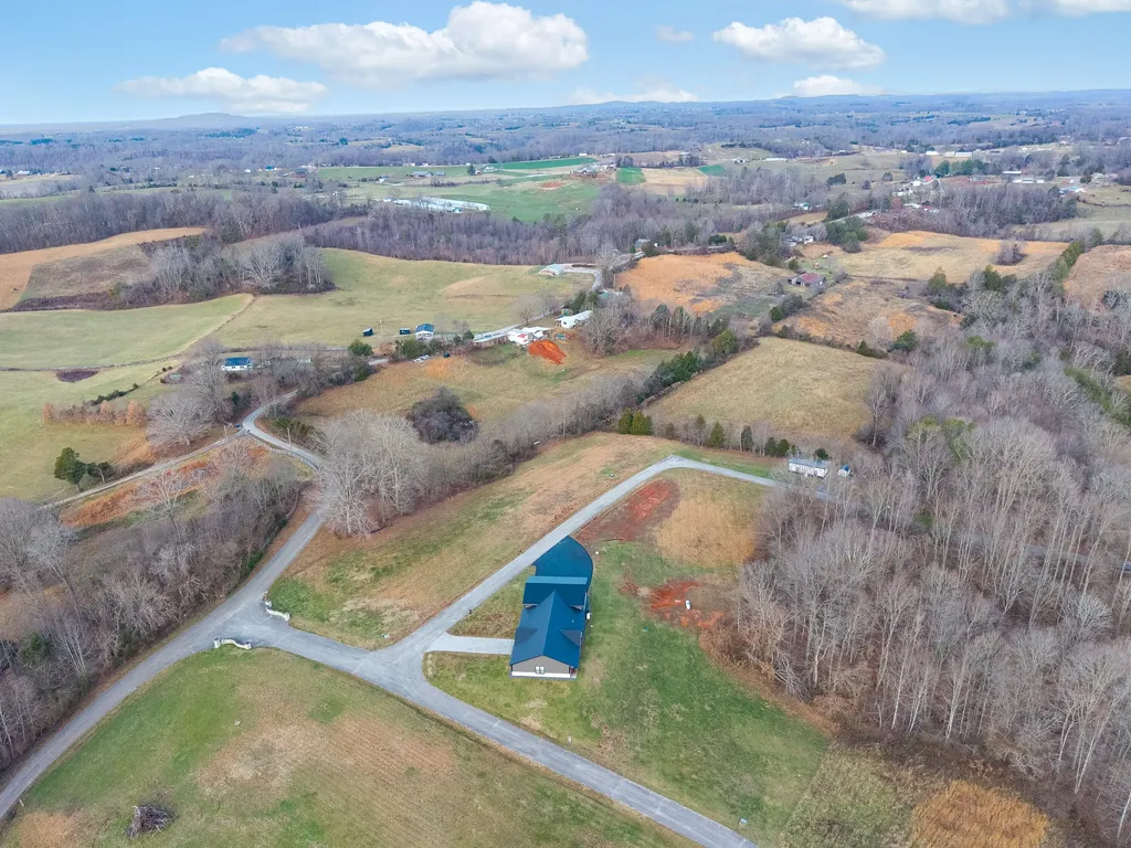 21 Hobart Lane Nancy KY 42544
