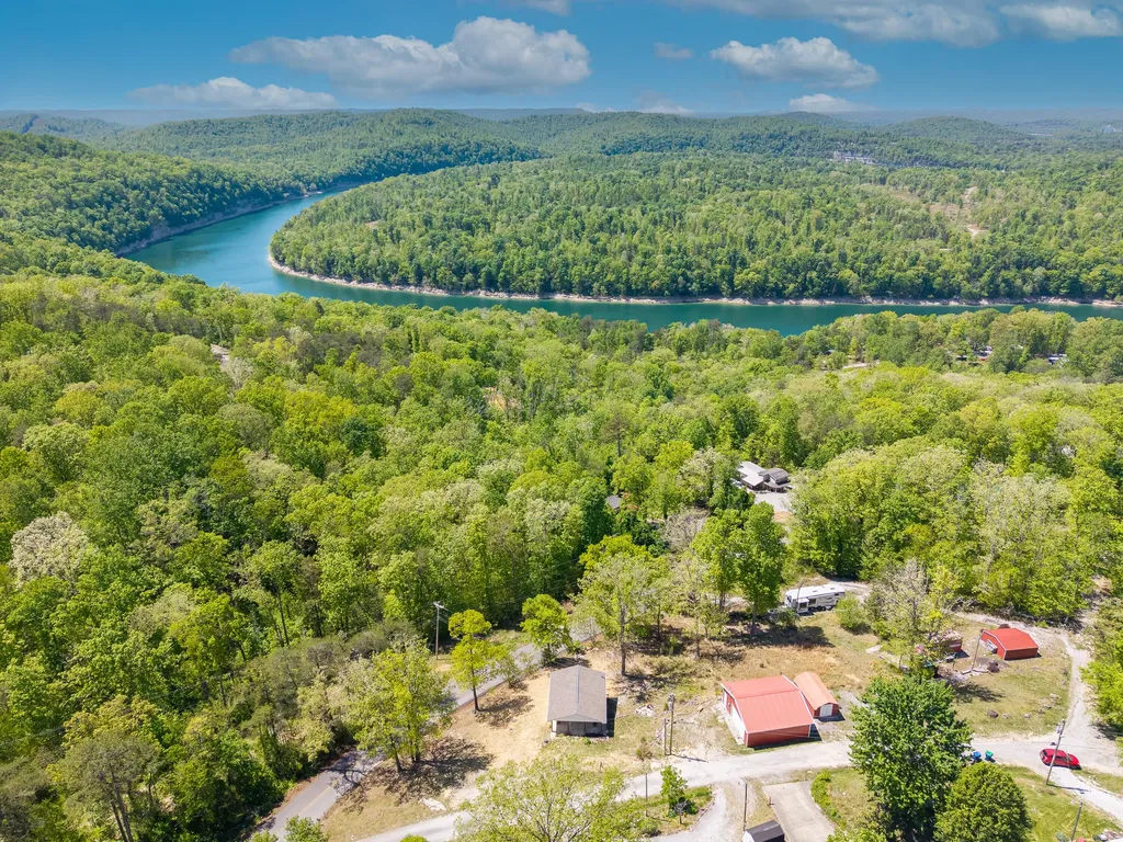 25 Hawk Drive Burnside KY 42519