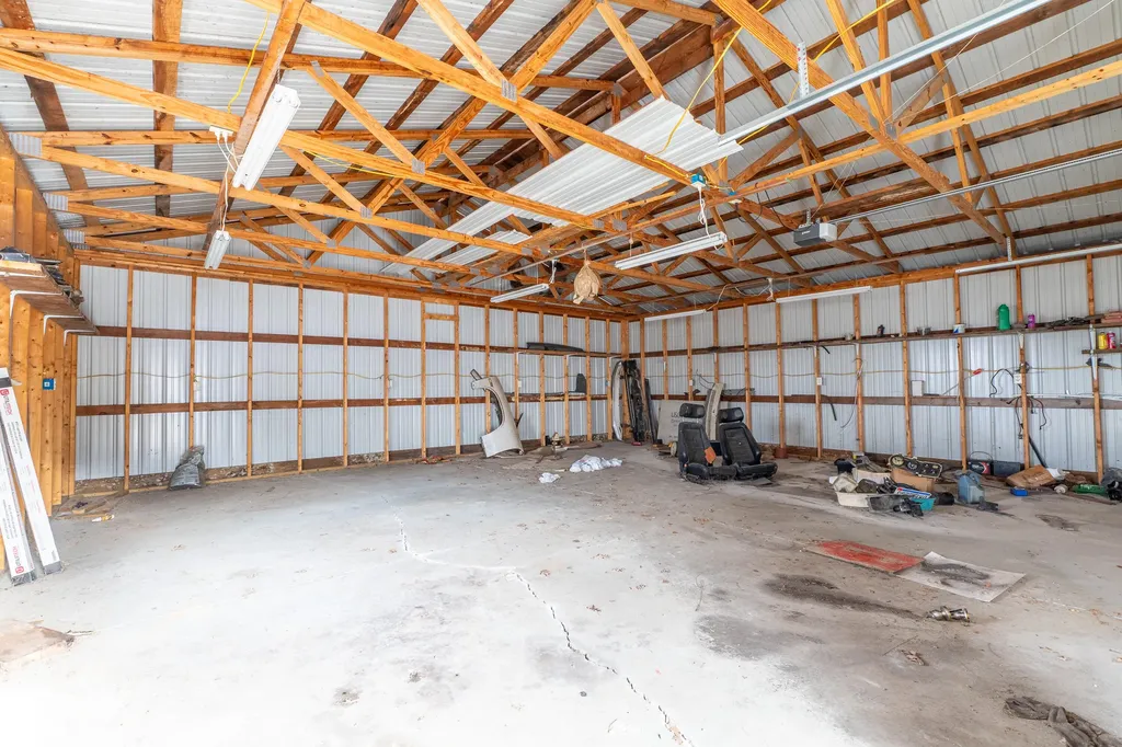 25 Hawk Drive Burnside KY 42519