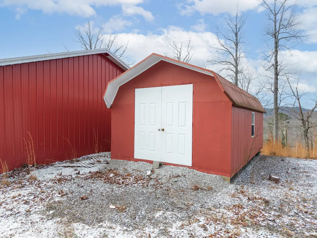 25 Hawk Drive Burnside KY 42519