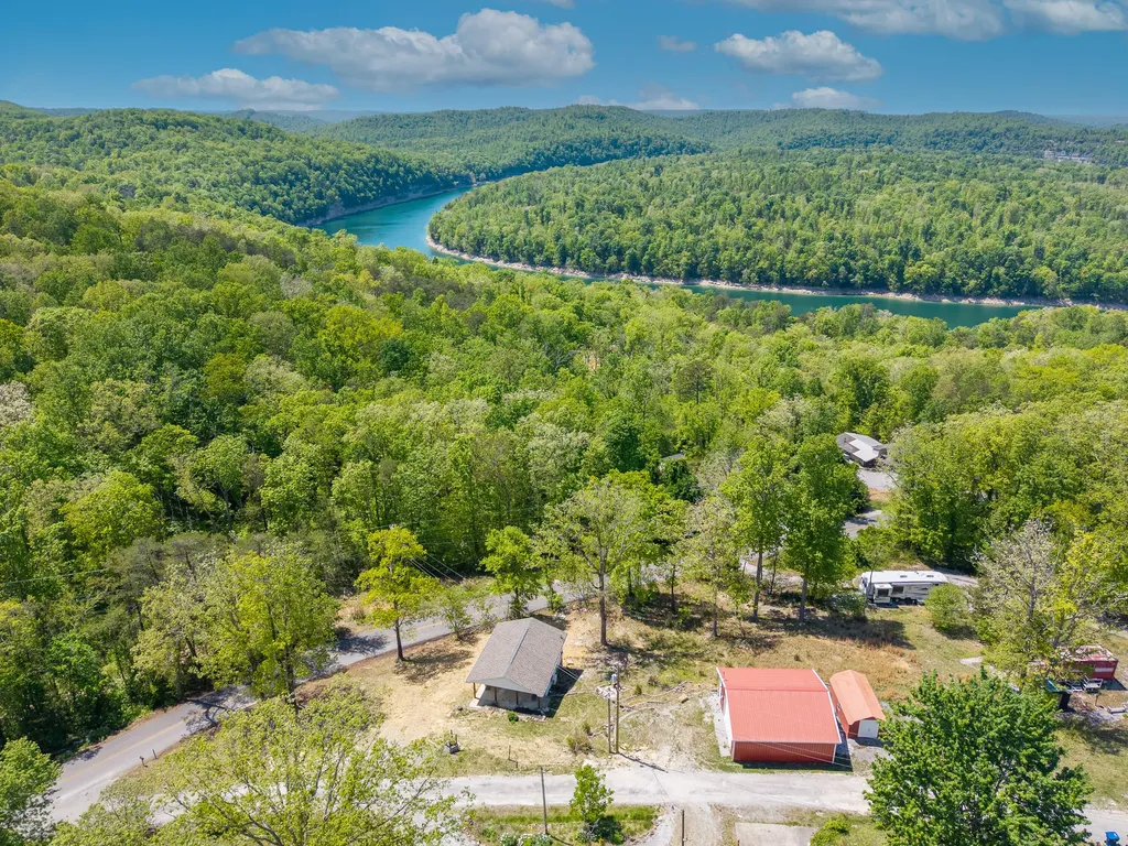 25 Hawk Drive Burnside KY 42519