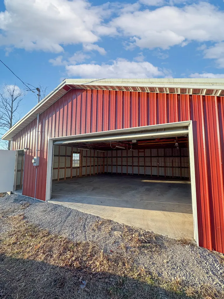 25 Hawk Drive Burnside KY 42519