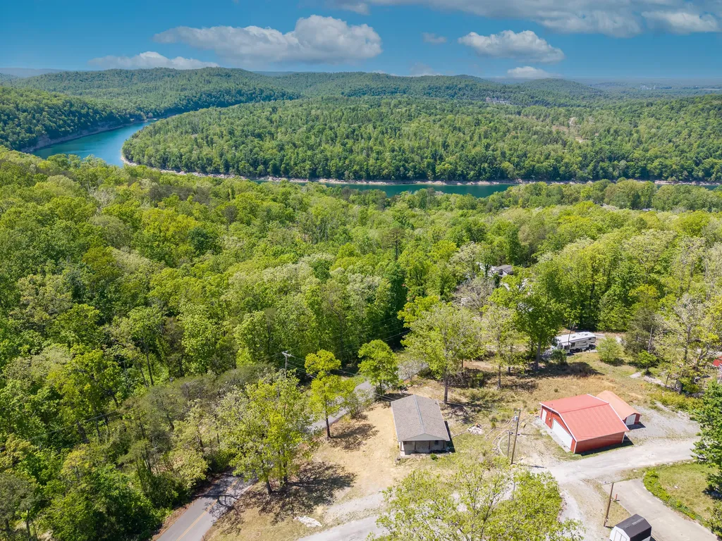 25 Hawk Drive Burnside KY 42519