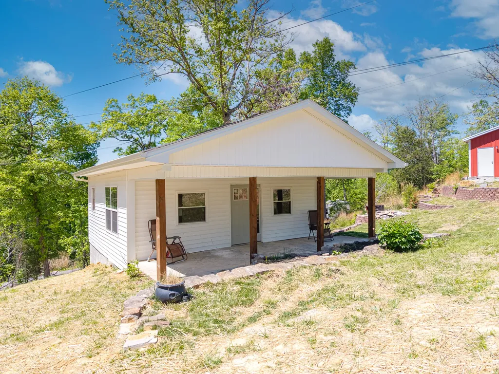 25 Hawk Drive Burnside KY 42519