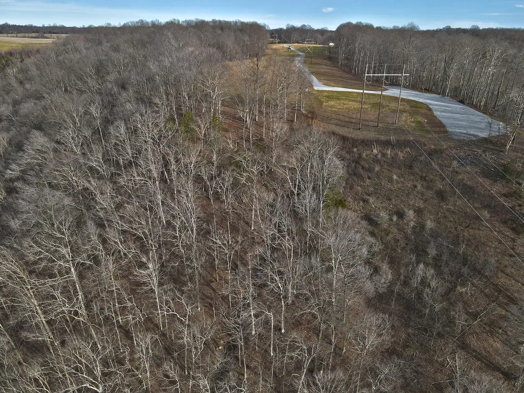 15 Dockery Road Russell Springs KY 42642