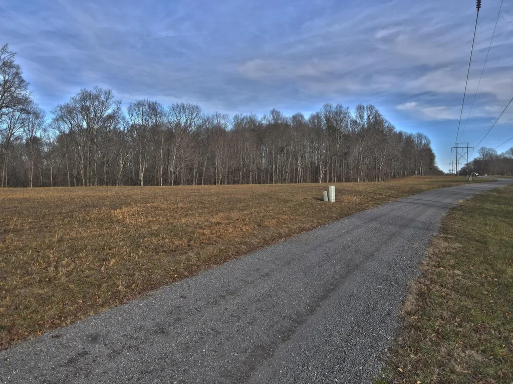 49 Dockery Road Russell Springs KY 42642