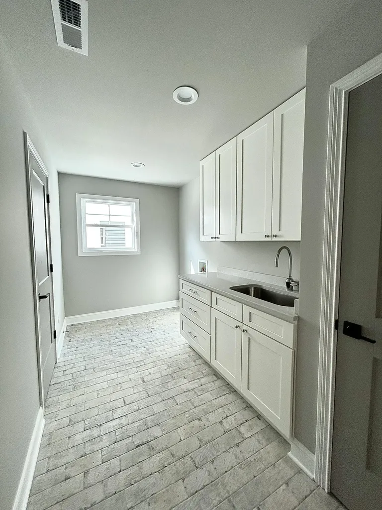 4180 Buttermilk Road Lexington KY 40509
