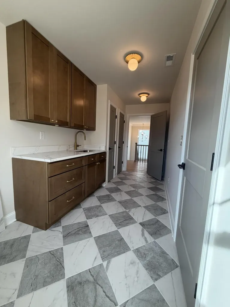 4180 Buttermilk Road Lexington KY 40509