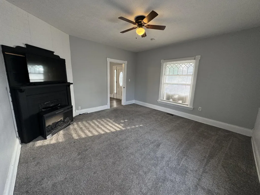 265 Ingram Avenue Flemingsburg KY 41041