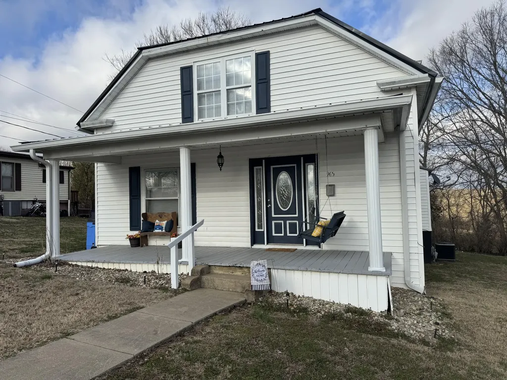 265 Ingram Avenue Flemingsburg KY 41041