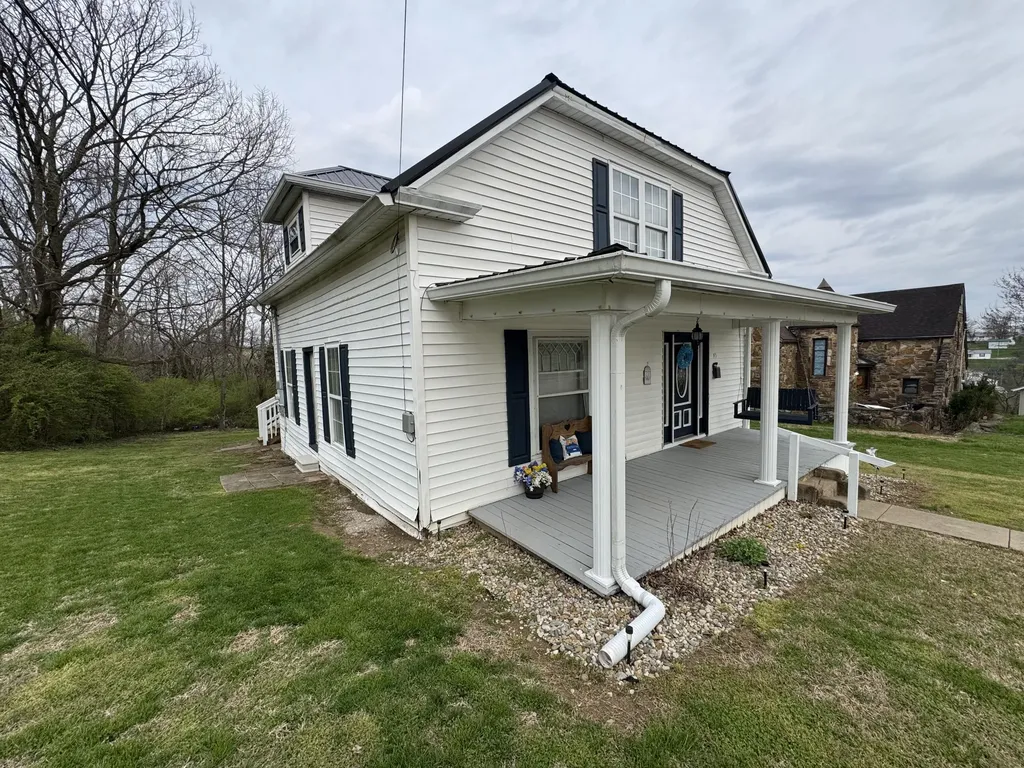 265 Ingram Avenue Flemingsburg KY 41041