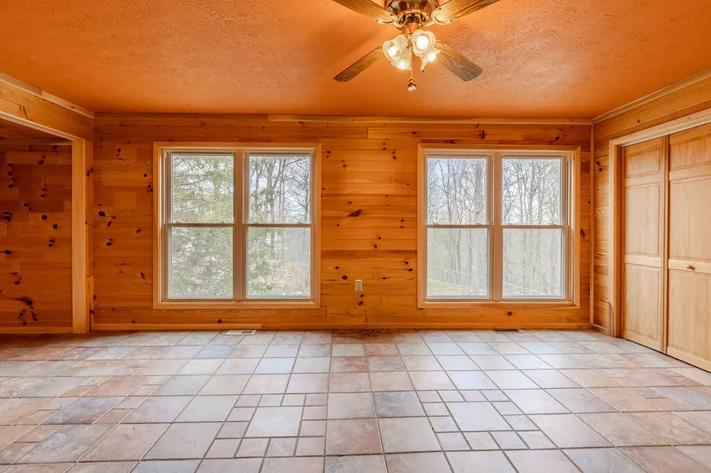 312 Bobcat Lane Salt Lick KY 40371