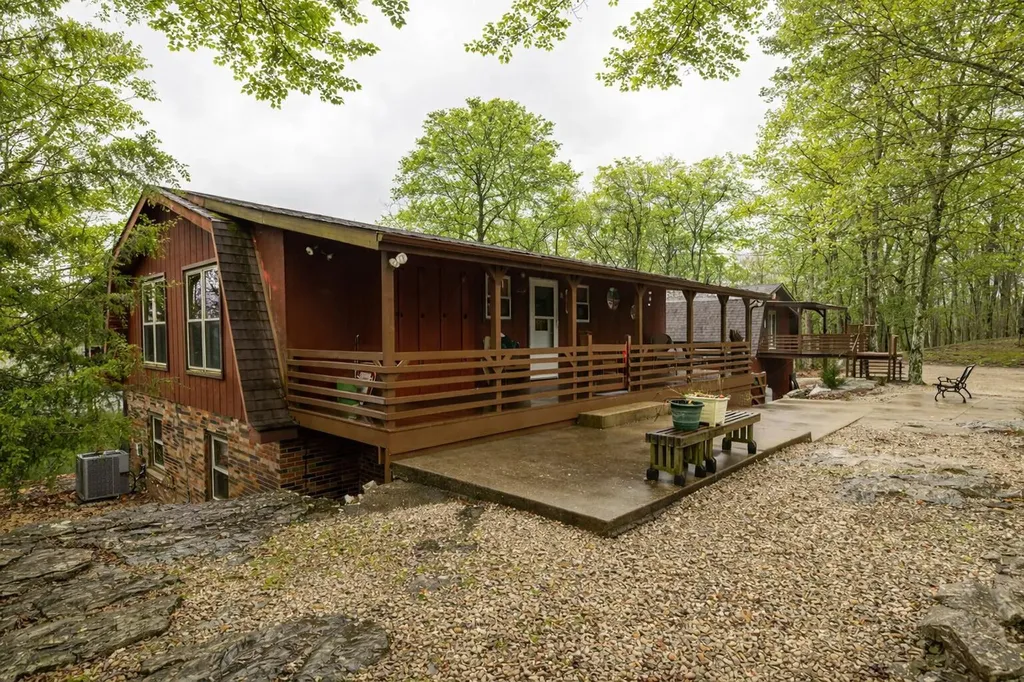 312 Bobcat Lane Salt Lick KY 40371