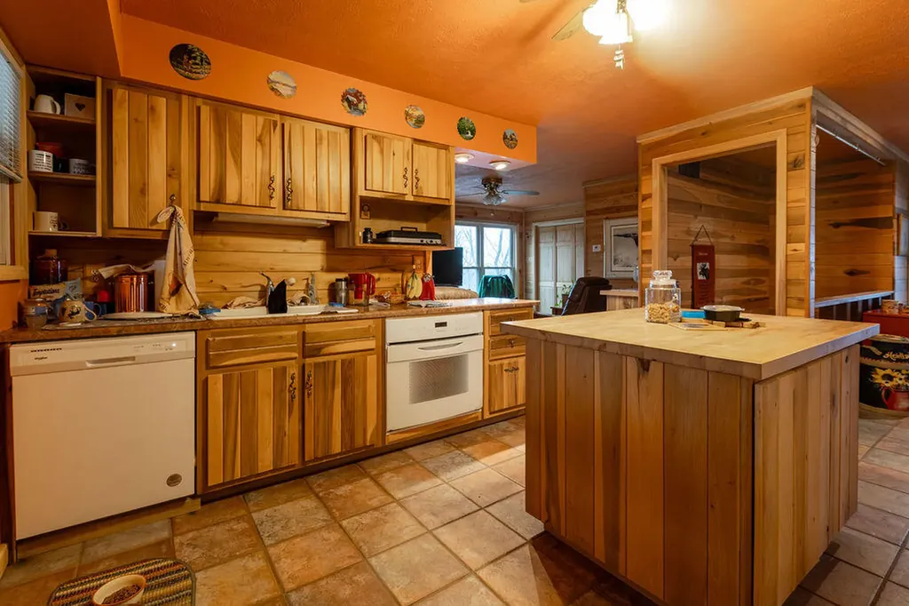 312 Bobcat Lane Salt Lick KY 40371