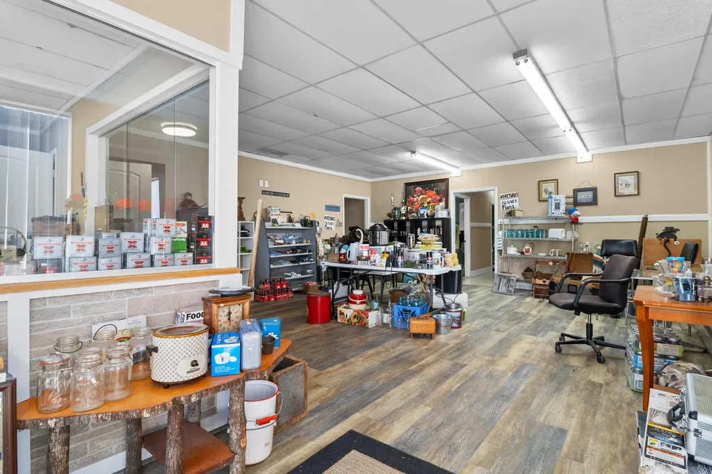 212 1st Street Mckee KY 40447