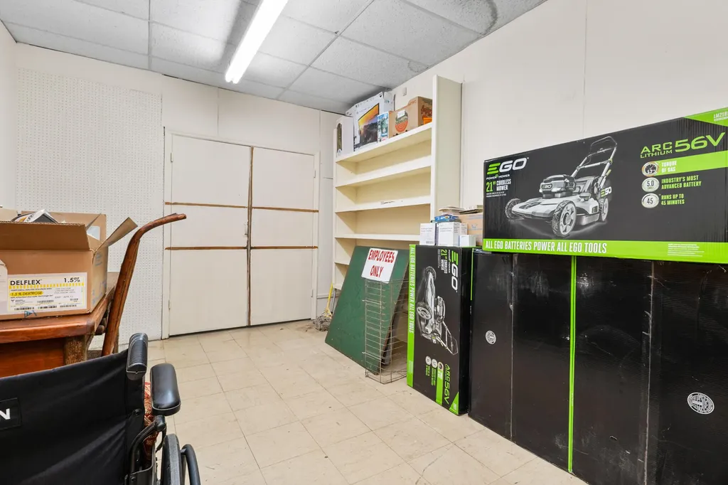212 1st Street Mckee KY 40447