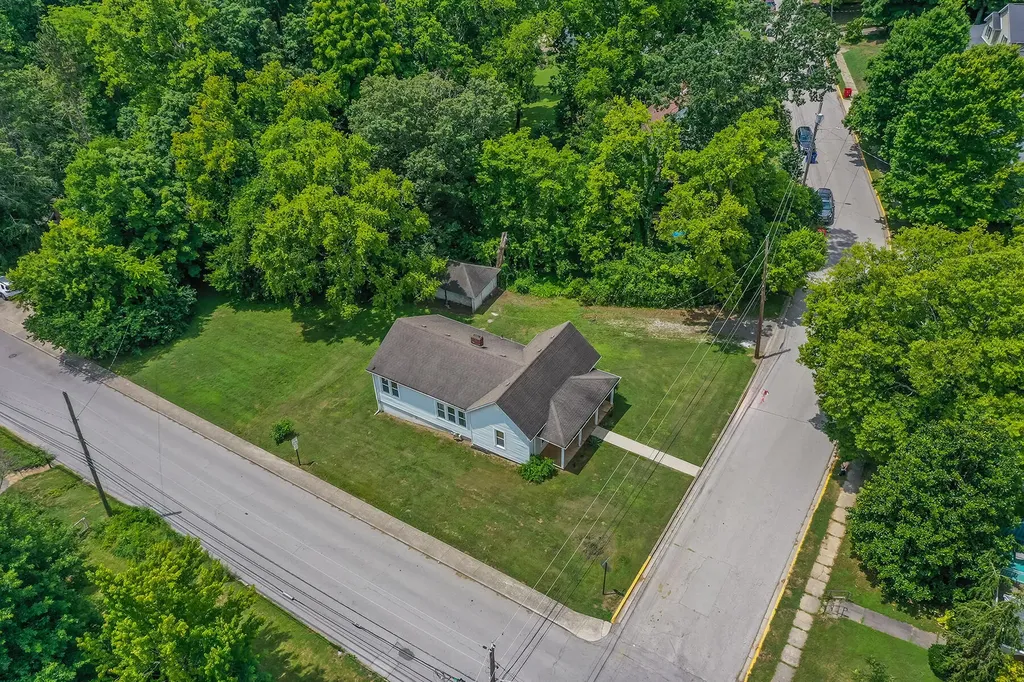 232 Jackson Street Berea KY 40403