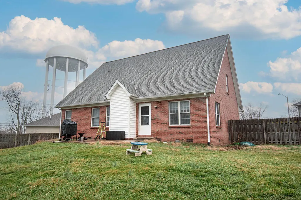 144 Florence Court Nicholasville KY 40356