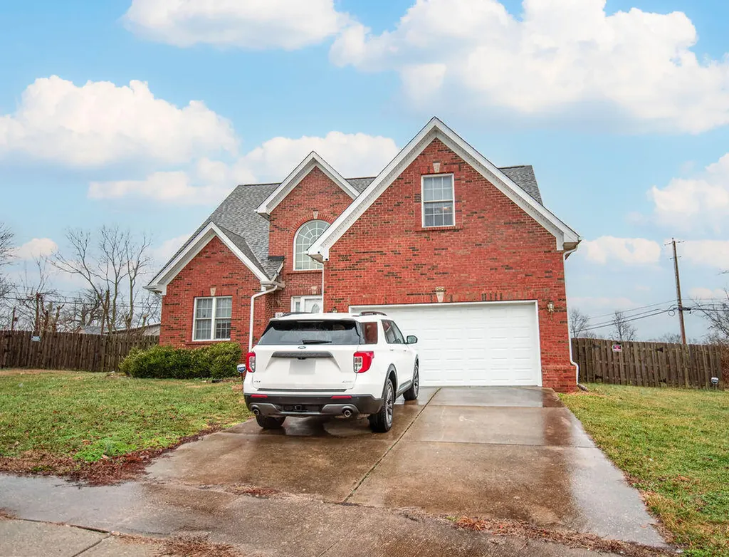 144 Florence Court Nicholasville KY 40356