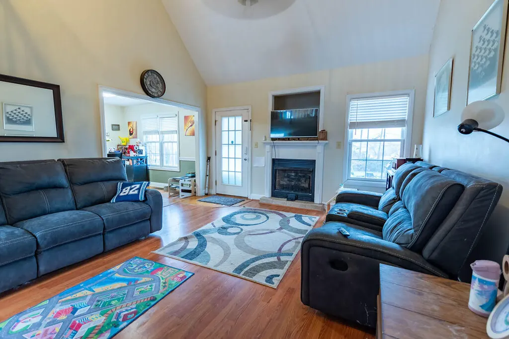 144 Florence Court Nicholasville KY 40356